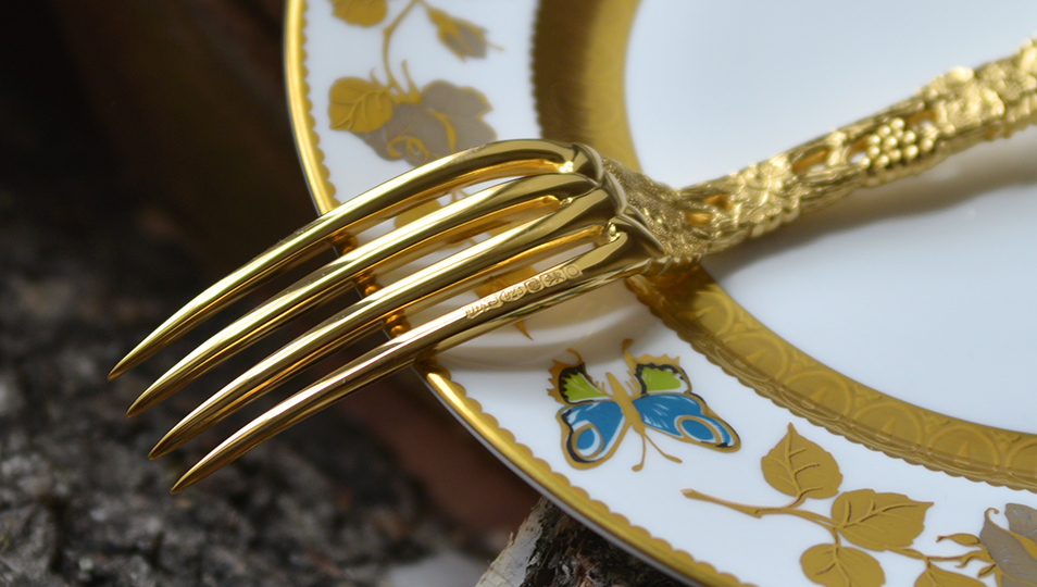 Royal Buckingham Chased and Perced Vine Luxury Cutlery